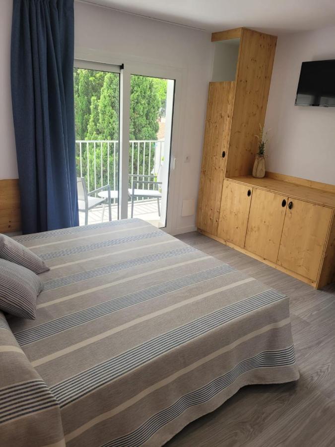 Malva Hostel L'Estartit Zewnętrze zdjęcie